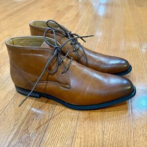 Santino Luciano Giulio Flex Chukka Dress Boots Brown Mens 9.5 Vegan Leather